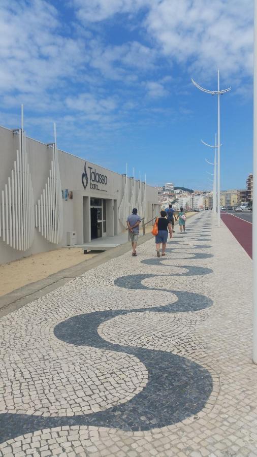 Sonho Do Mar Ap. Apartment Nazare Exterior photo